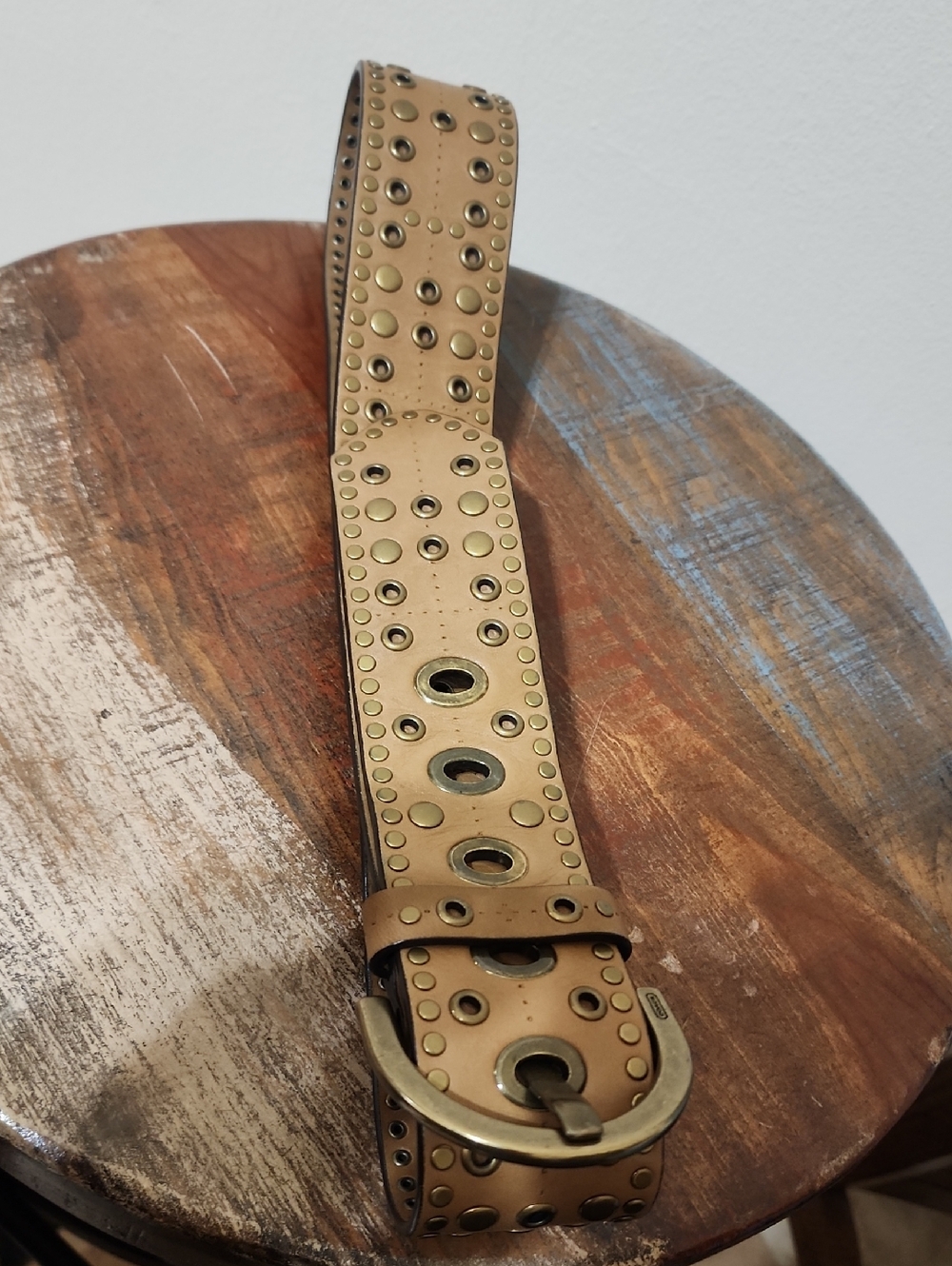 COACH Vintage Studded Tan Leather 2" Belt Antique Solid Brass Buckle Women Small - Picture 16 of 16